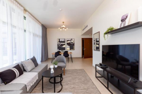 Amazing DEAL! Stunning 3BR Apt with Huge Terrace - JVT